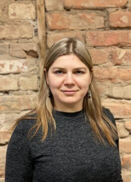 Олена